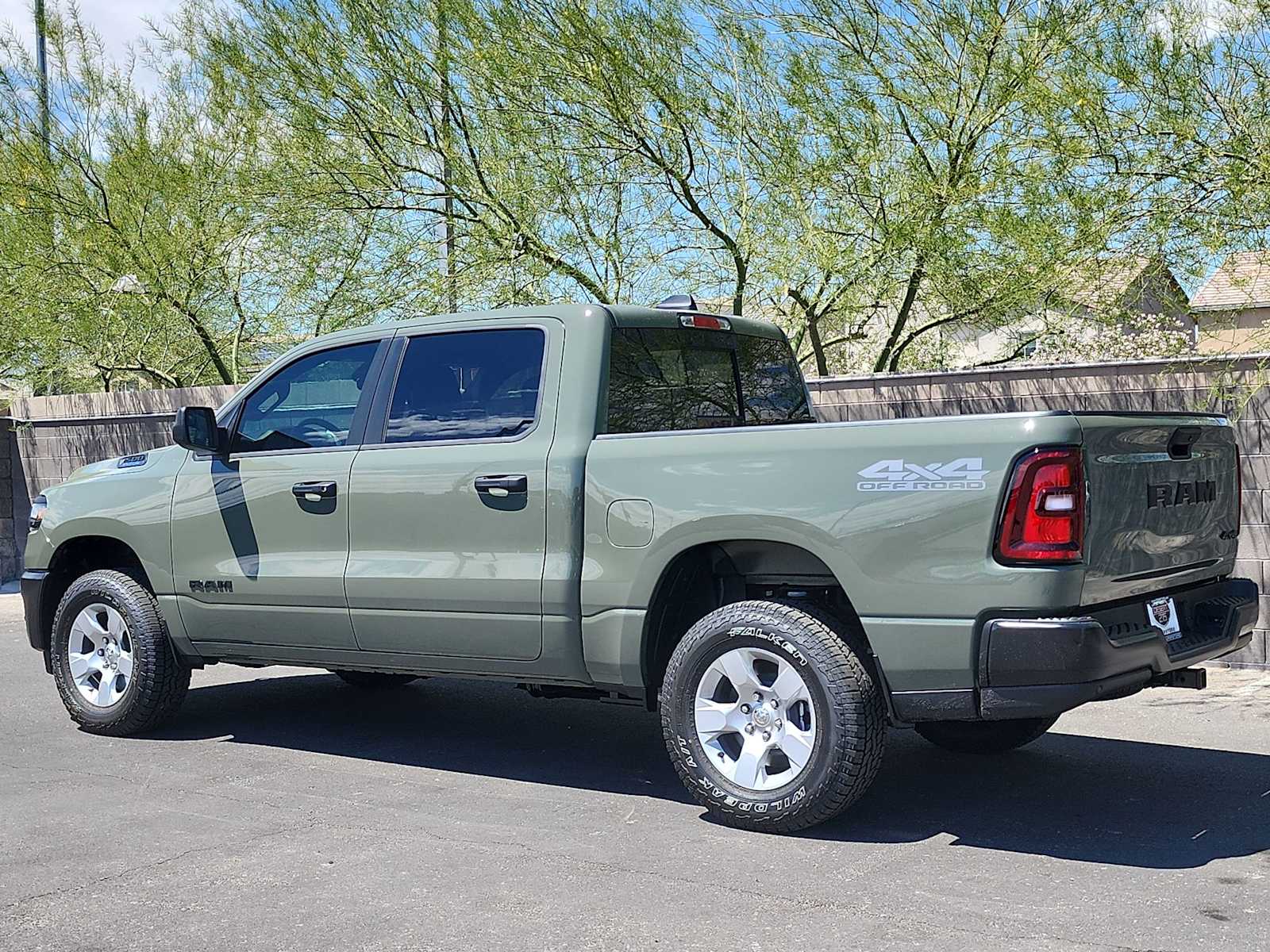 Thumbnail: 2026 RAM 1500 - 7