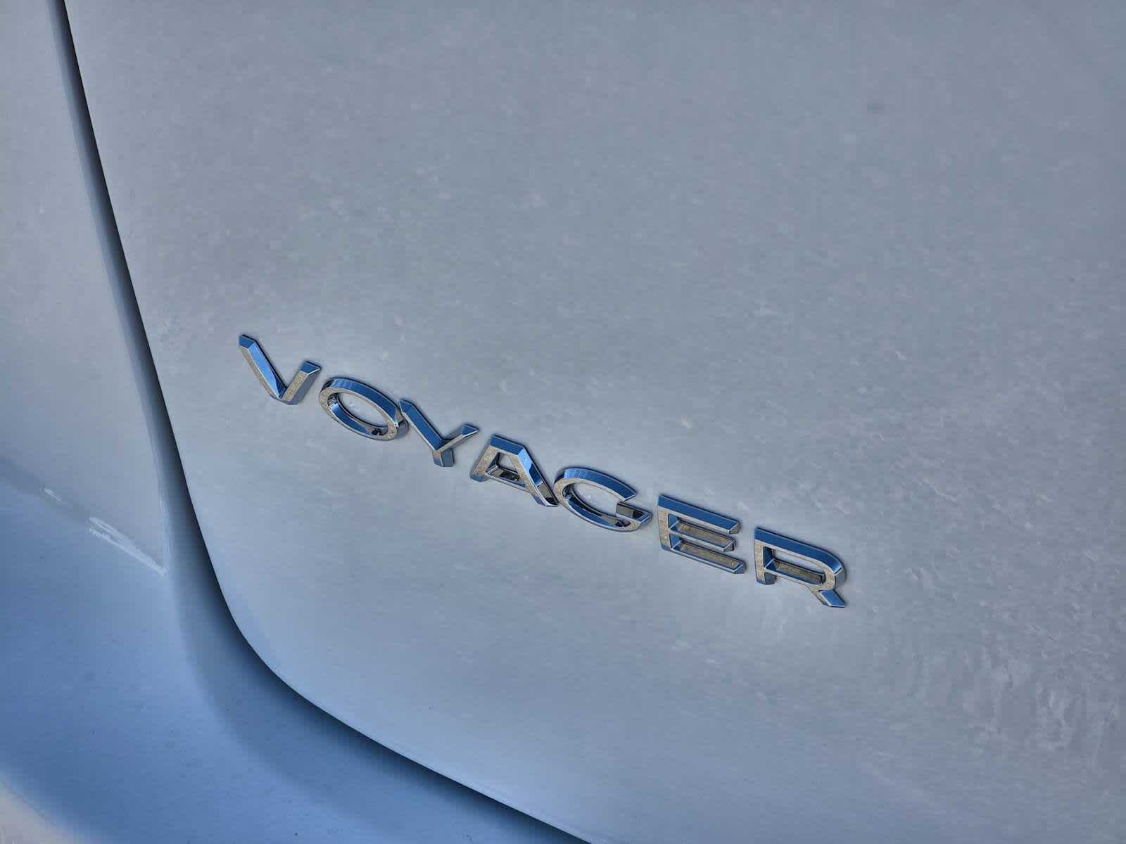 Thumbnail: 2026 Chrysler Voyager - 16