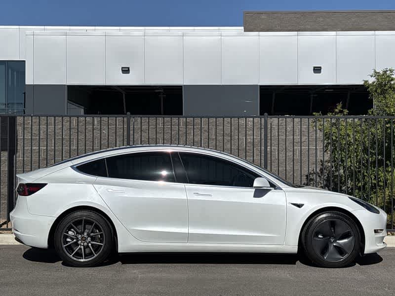 Thumbnail: 2020 Tesla Model 3 - 9
