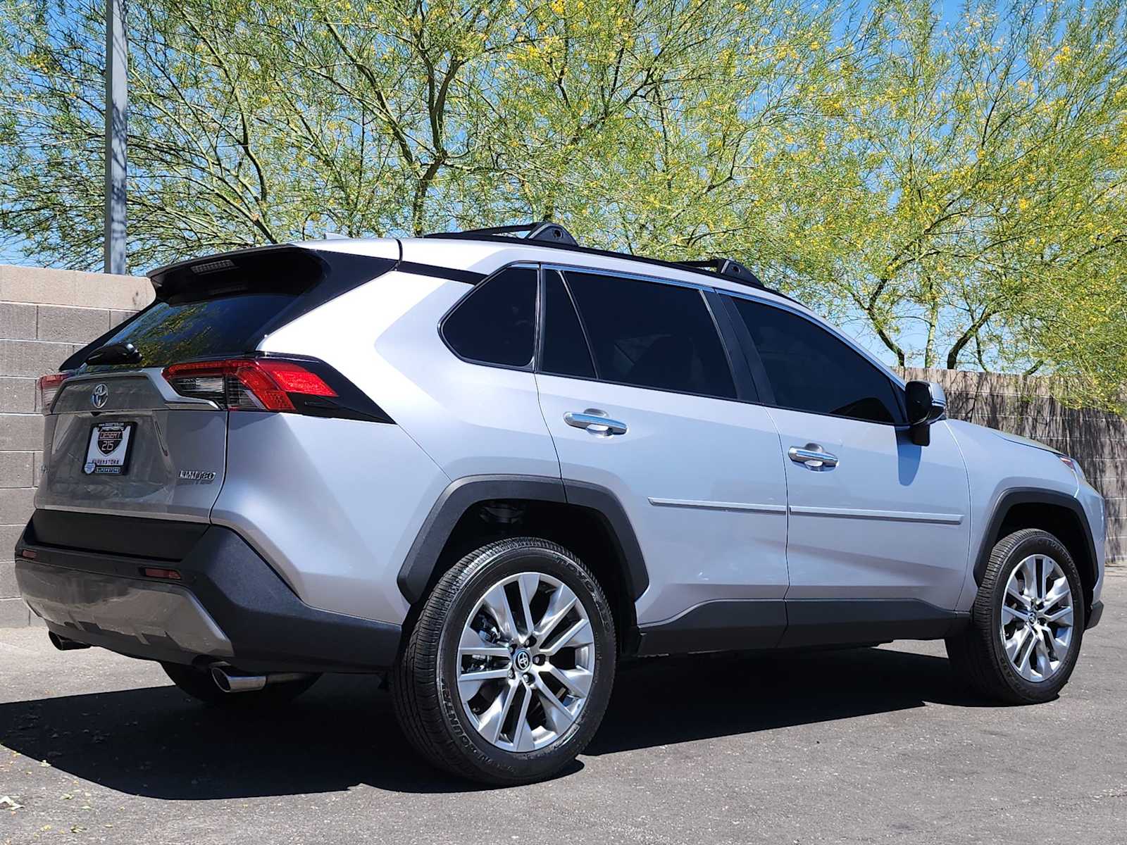 Thumbnail: 2024 Toyota RAV4 - 9