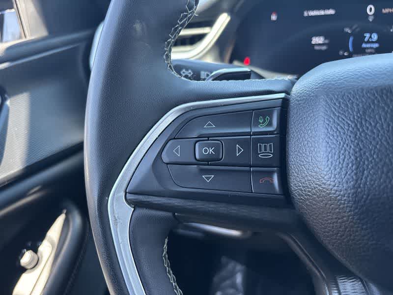 Thumbnail: 2024 Jeep Grand Cherokee L - 28