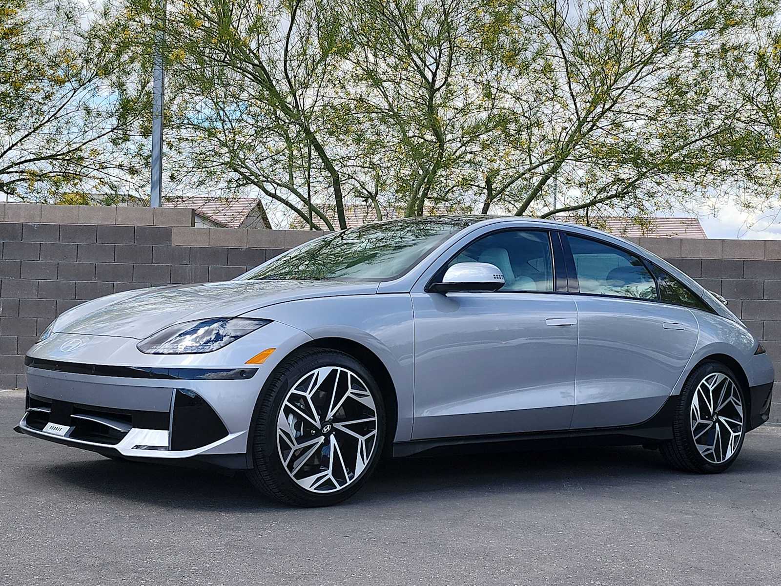 Thumbnail: 2024 Hyundai Ioniq 6 - 5