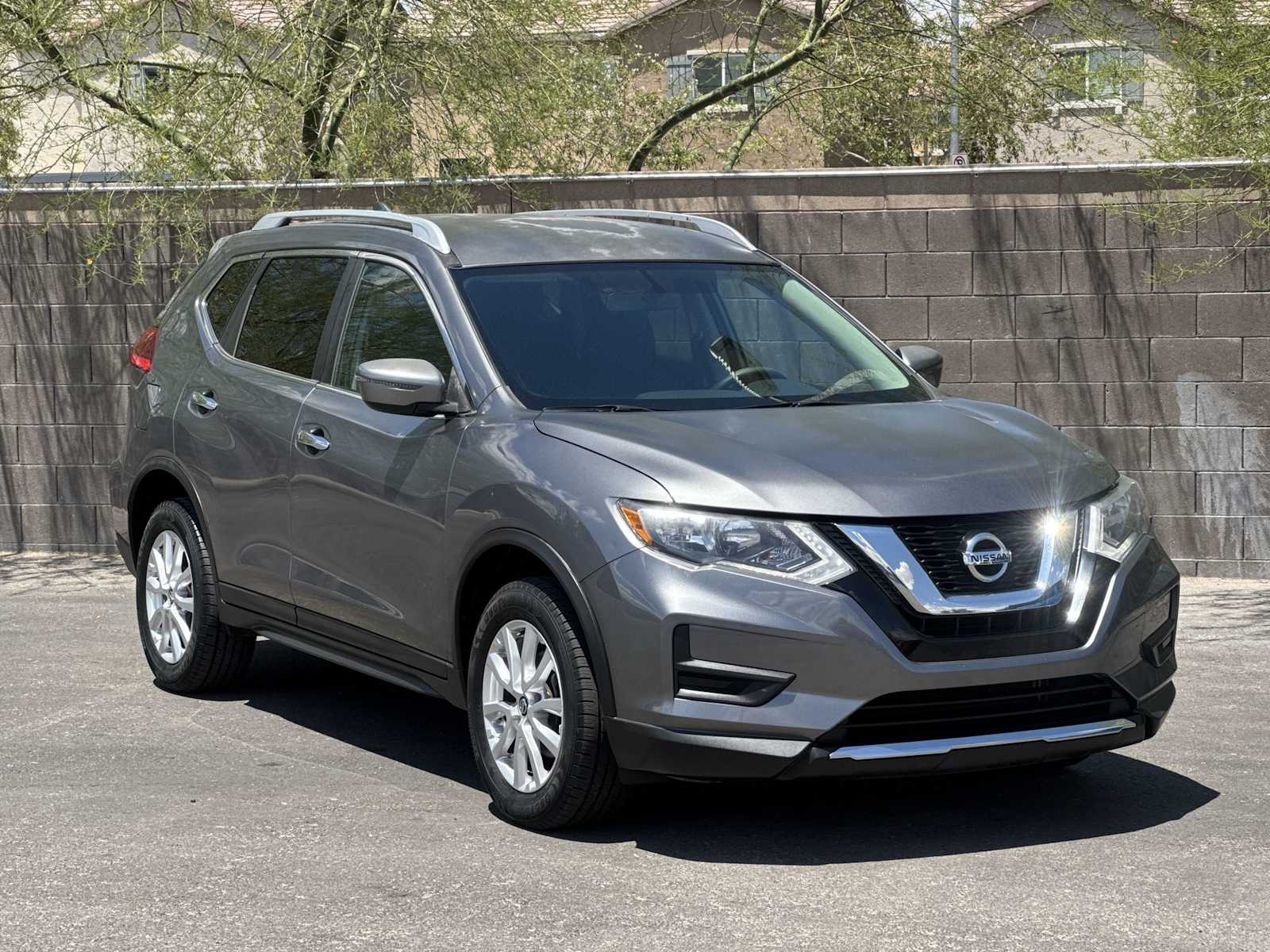 Thumbnail: 2017 Nissan Rogue - 2