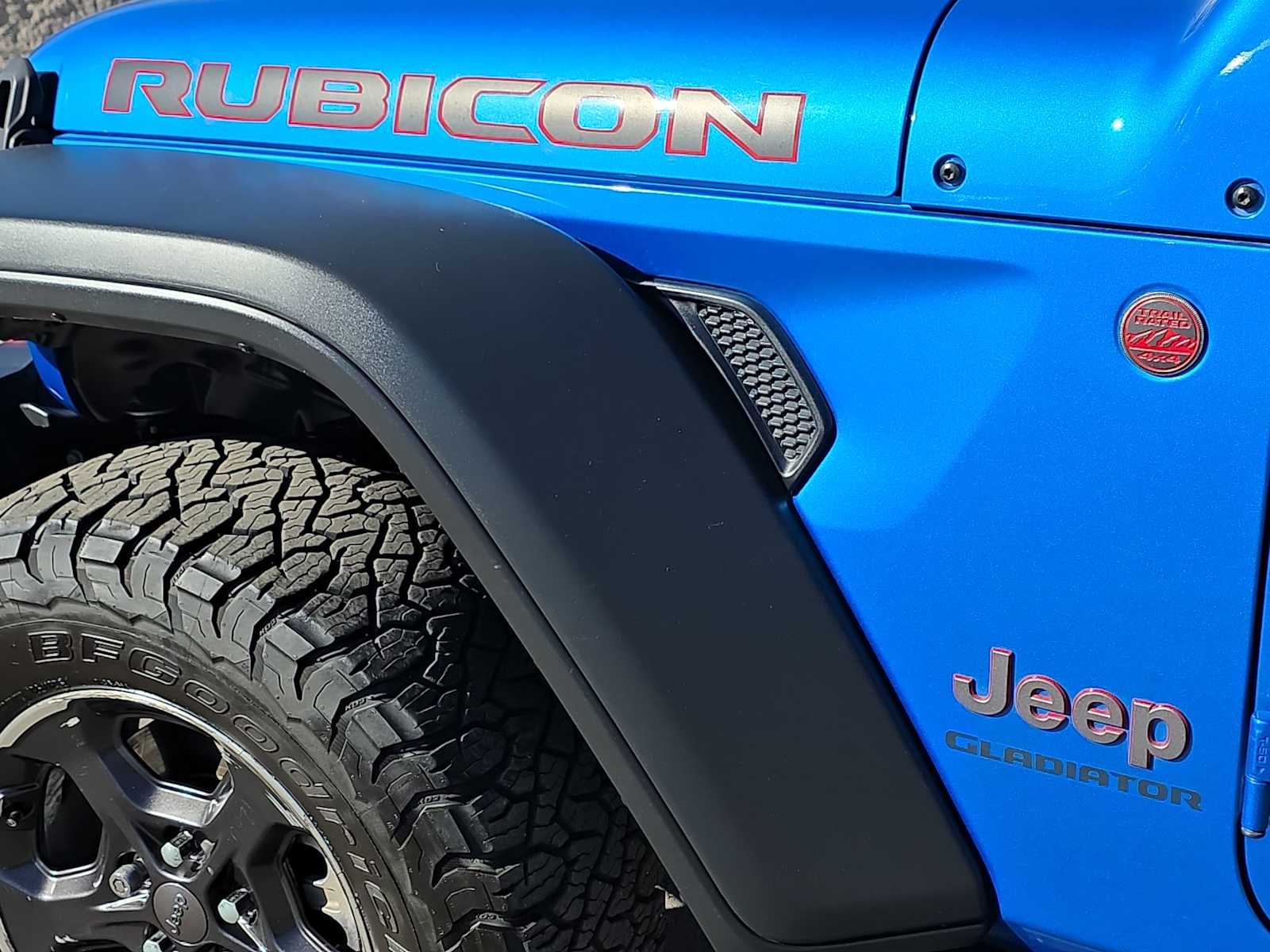 Thumbnail: 2022 Jeep Gladiator - 11