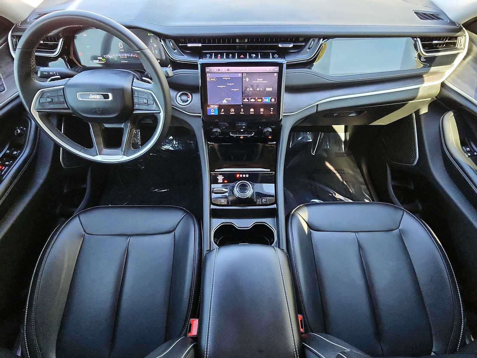 Thumbnail: 2024 Jeep Grand Cherokee - 14