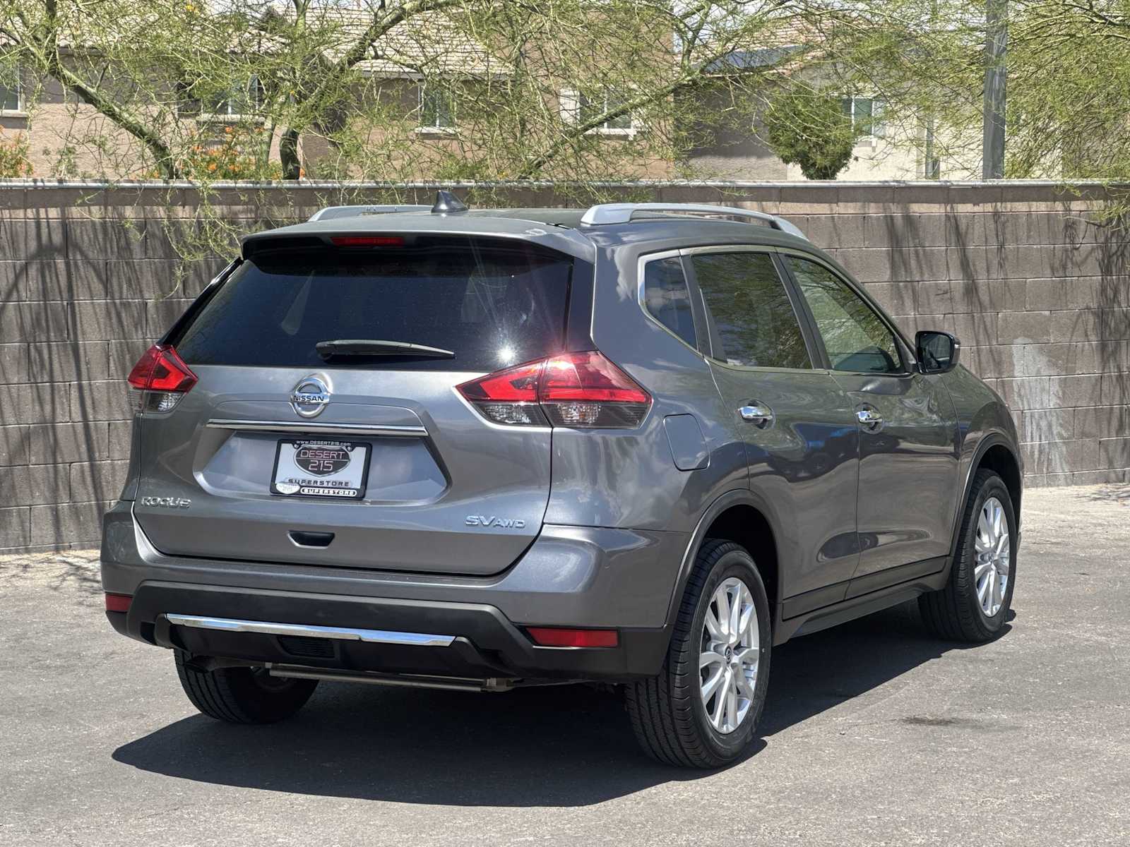 Thumbnail: 2017 Nissan Rogue - 8