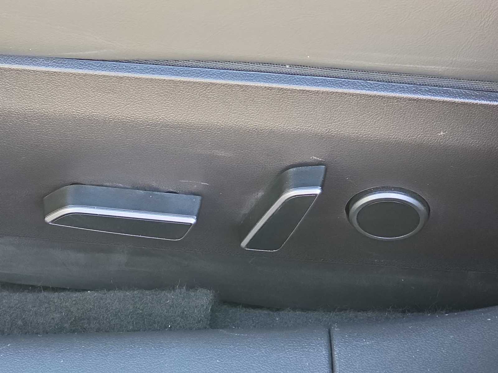 Thumbnail: 2023 Tesla Model 3 - 28