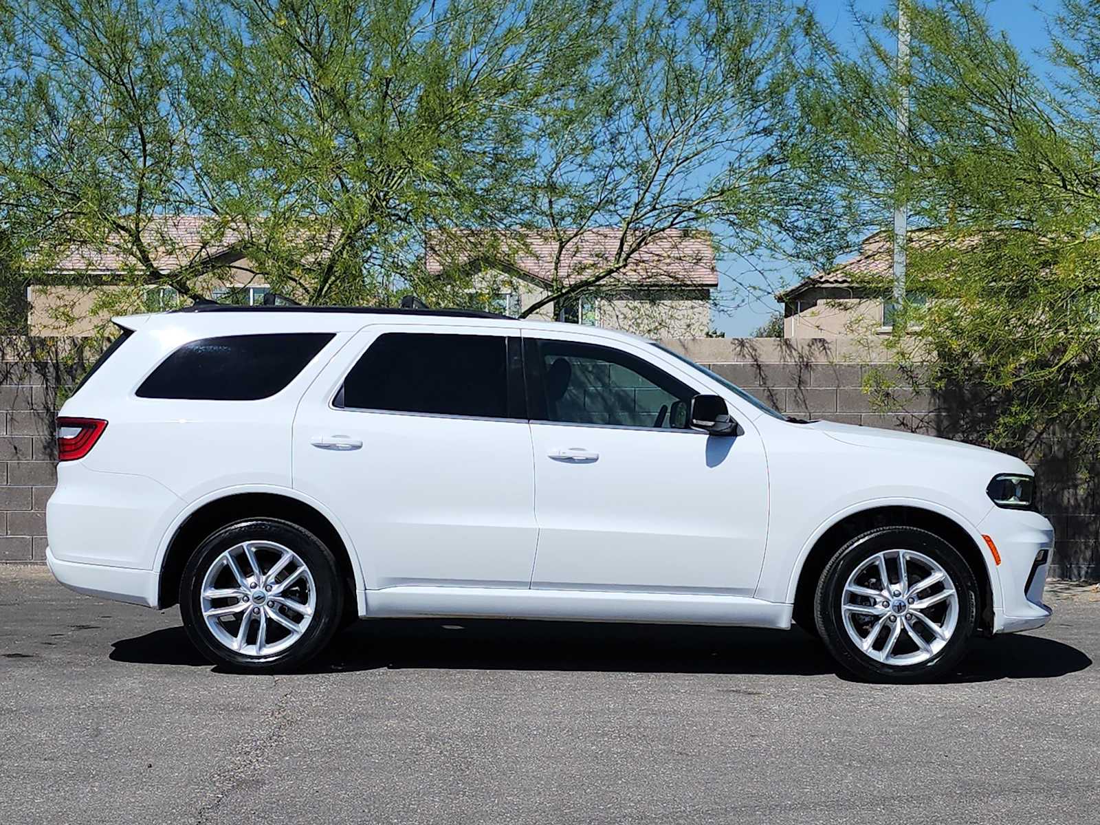 Thumbnail: 2023 Dodge Durango - 28