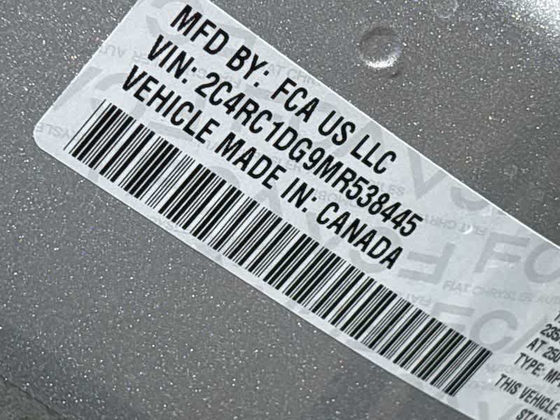 Thumbnail: 2021 Chrysler Voyager - 25