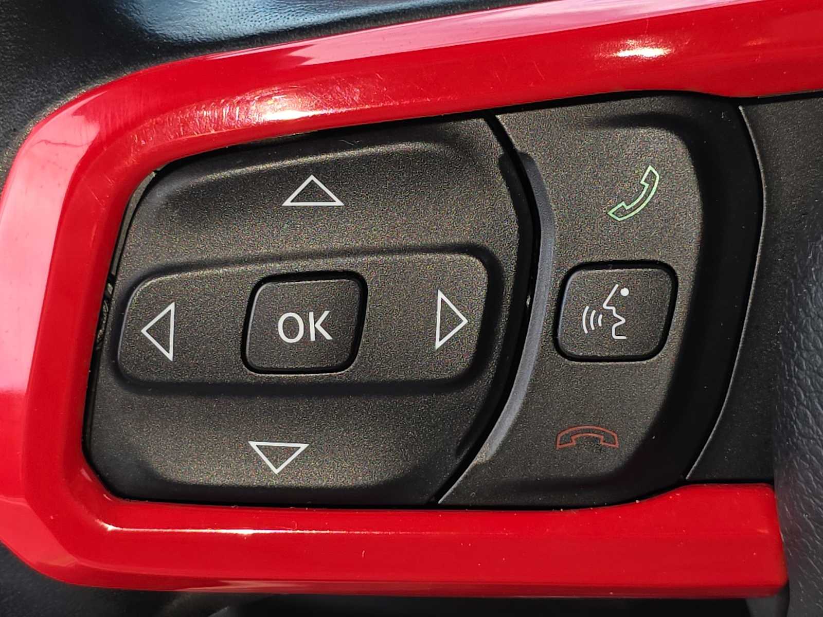 Thumbnail: 2021 Jeep Gladiator - 26