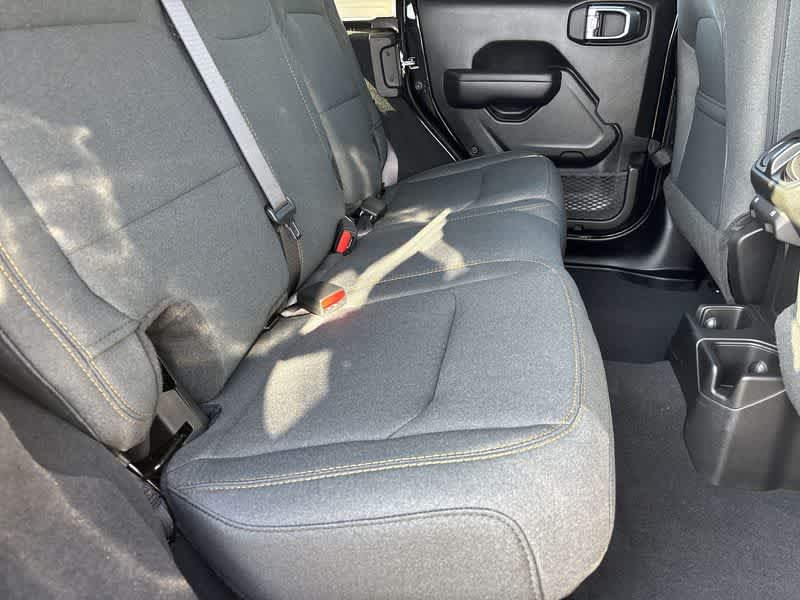 Thumbnail: 2025 Jeep Wrangler - 17