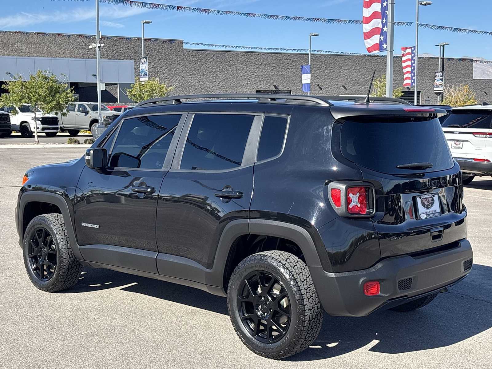 Thumbnail: 2020 Jeep Renegade - 7