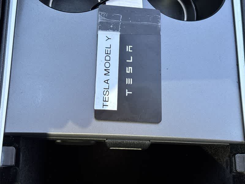Thumbnail: 2021 Tesla Model Y - 24