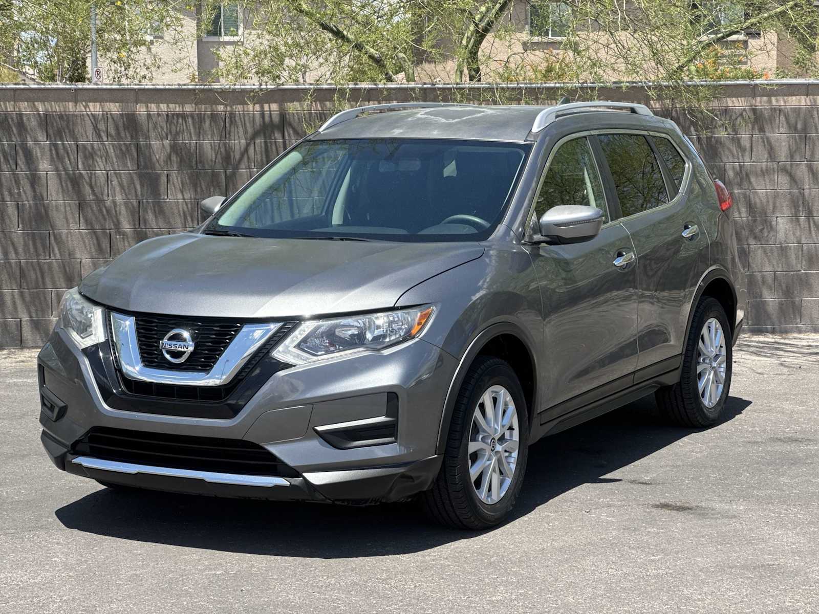 Thumbnail: 2017 Nissan Rogue - 4