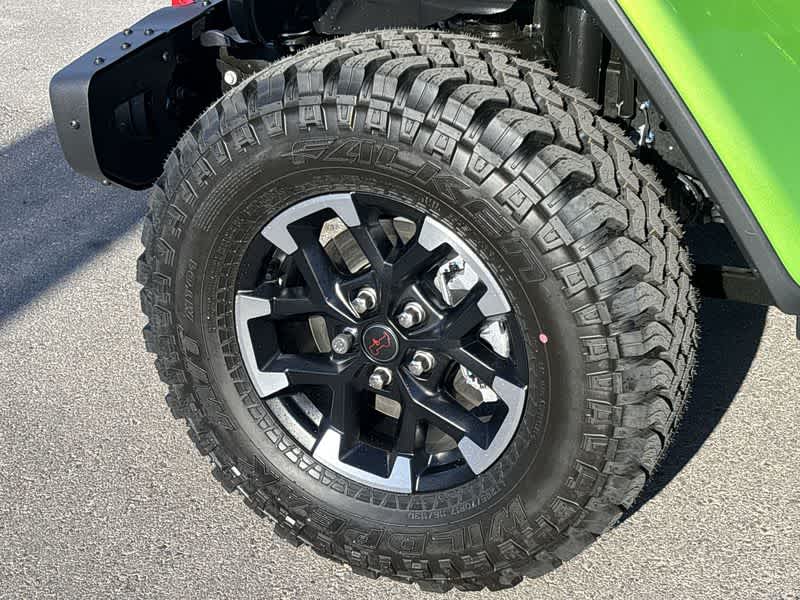 Thumbnail: 2025 Jeep Gladiator - 12