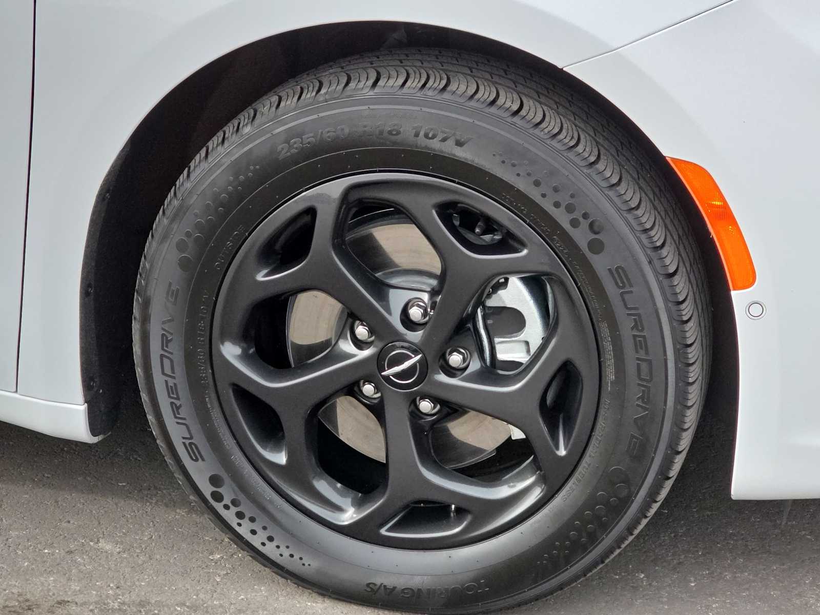 Thumbnail: 2024 Chrysler Pacifica - 12