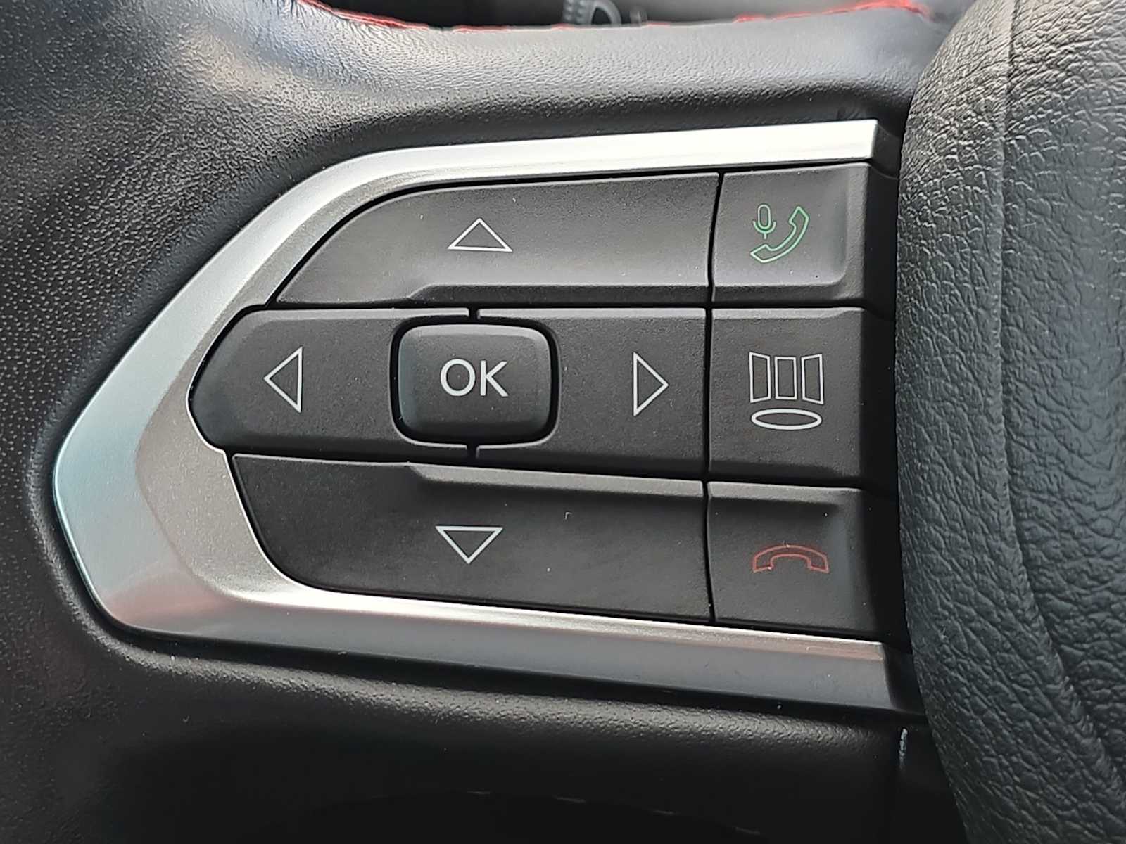 Thumbnail: 2022 Jeep Compass - 28