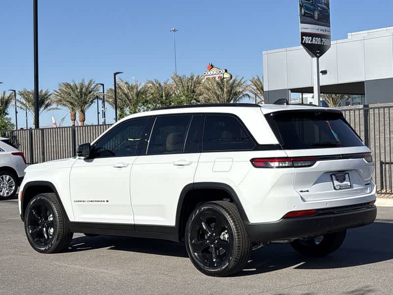 Thumbnail: 2025 Jeep Grand Cherokee - 2
