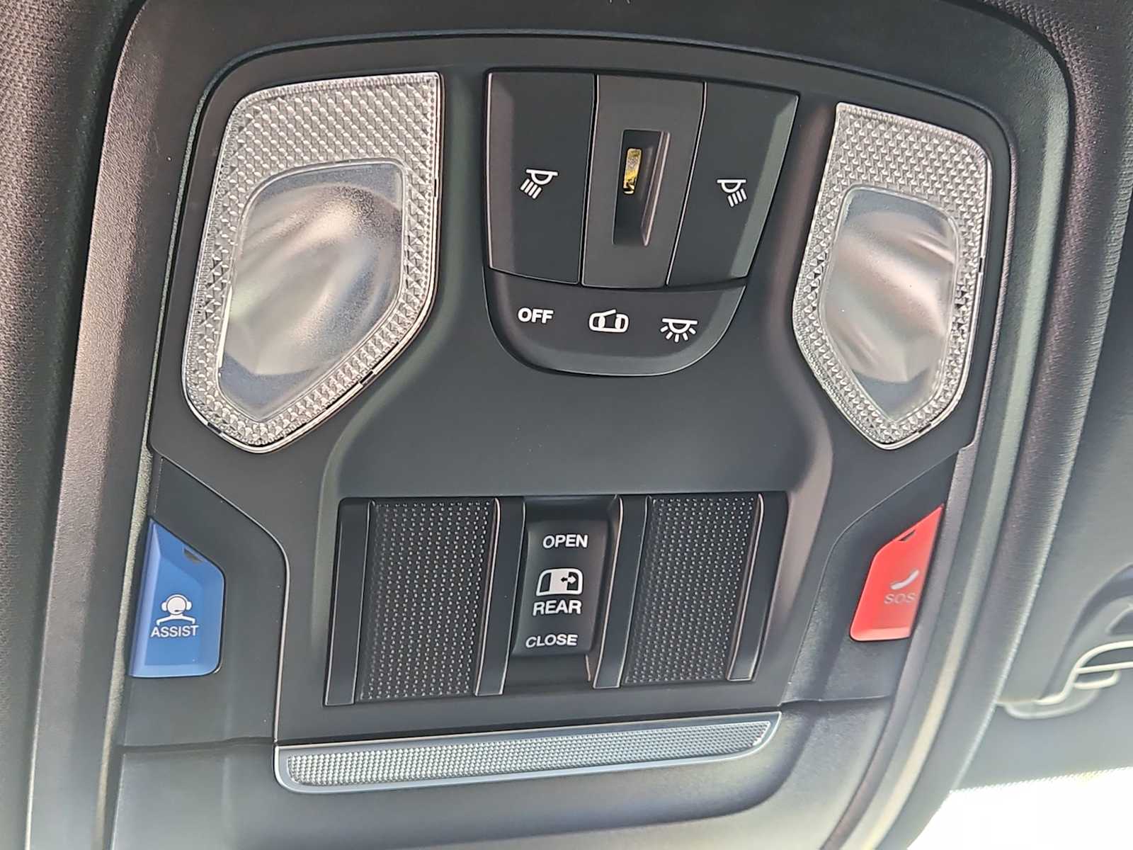 Thumbnail: 2026 RAM 1500 - 27