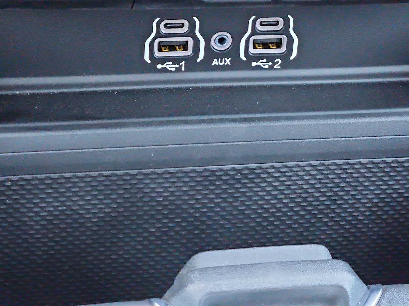 Thumbnail: 2026 RAM 1500 - 3