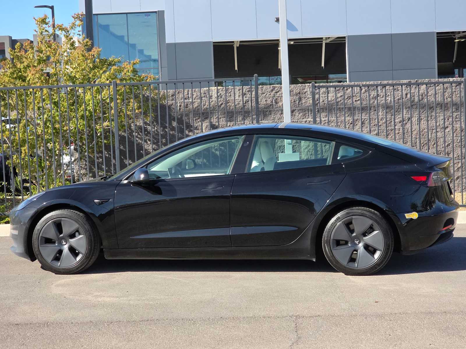 Thumbnail: 2021 Tesla Model 3 - 6