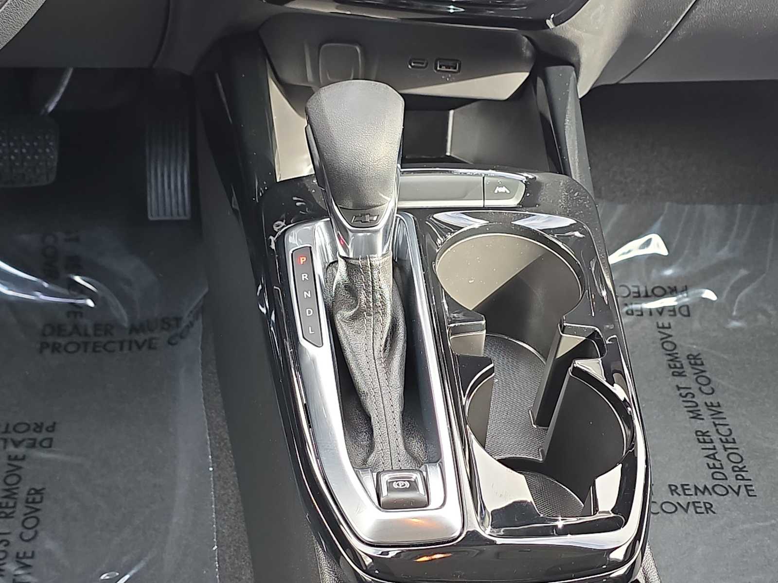 Thumbnail: 2025 Chevrolet Trax - 21