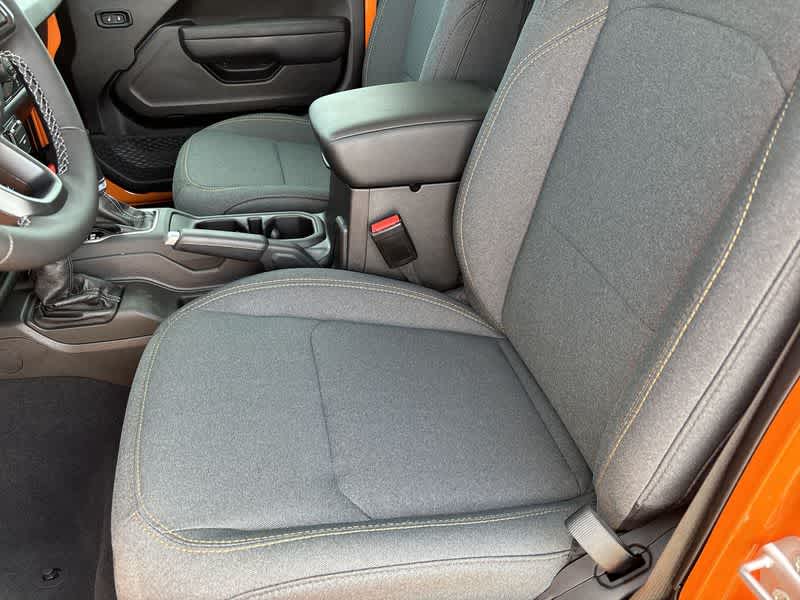 Thumbnail: 2025 Jeep Wrangler - 15