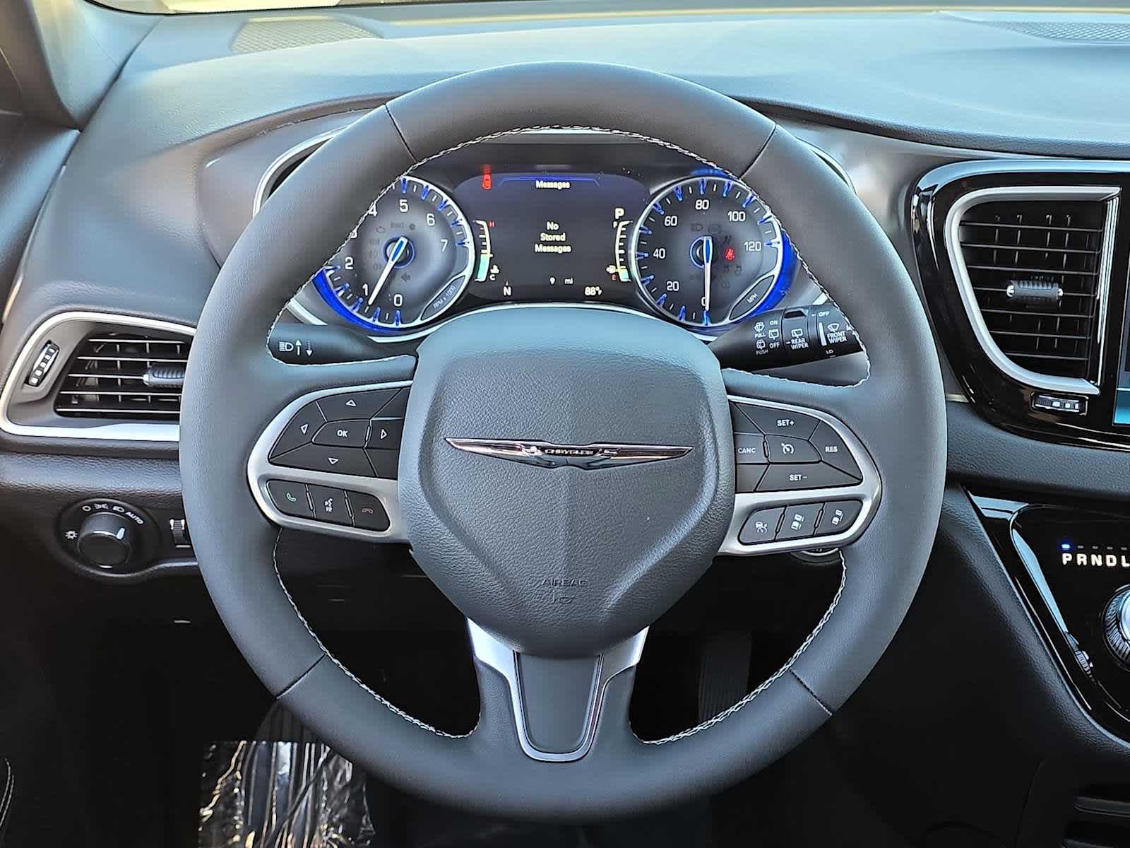 Thumbnail: 2026 Chrysler Voyager - 29