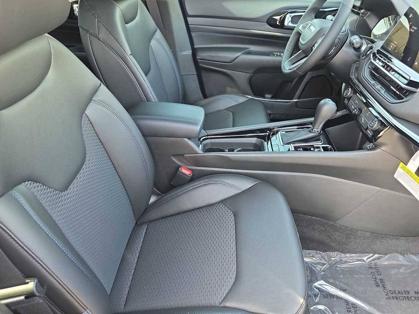 Thumbnail: 2026 Jeep Compass - 23