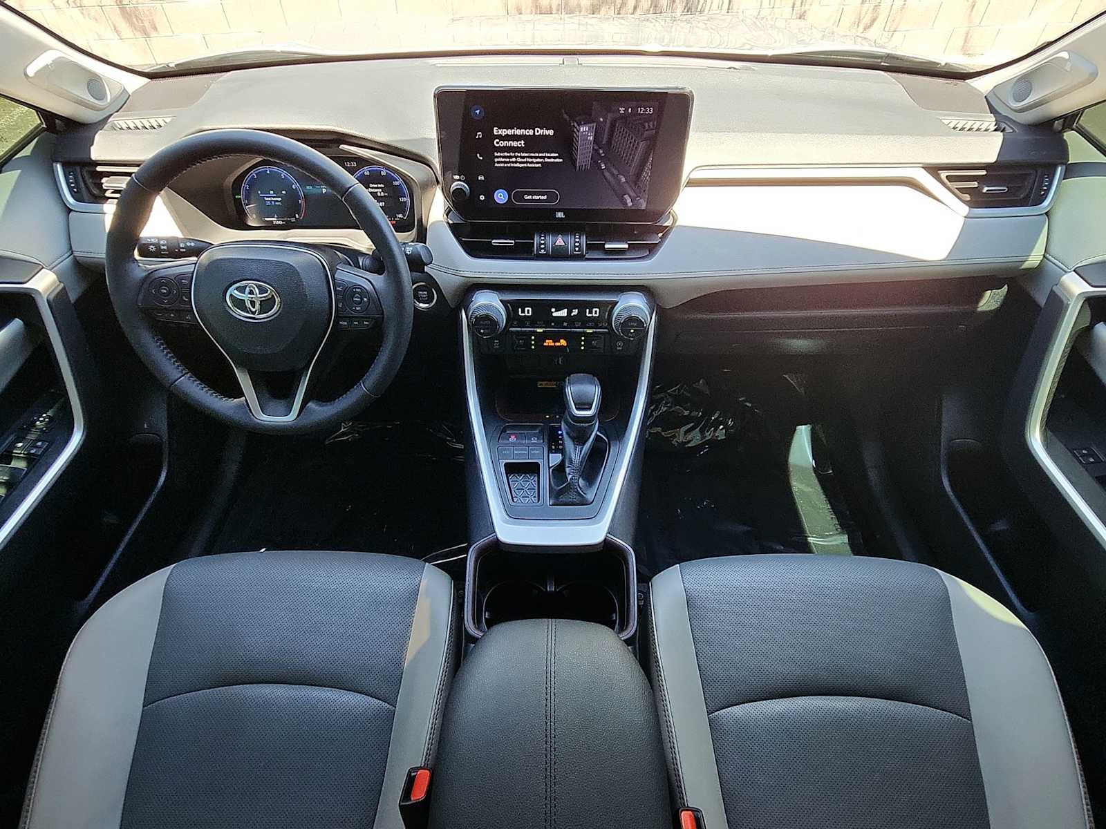 Thumbnail: 2024 Toyota RAV4 - 14