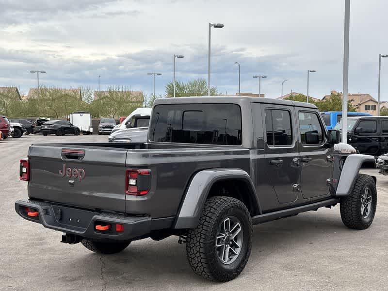 Thumbnail: 2025 Jeep Gladiator - 8