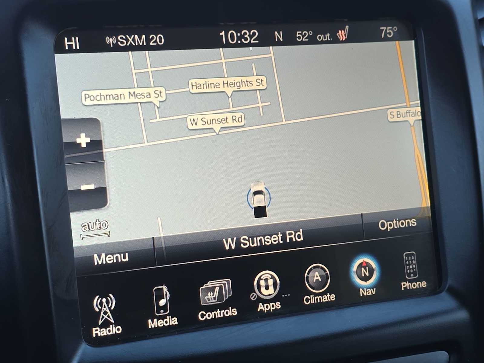 Thumbnail: 2017 Jeep Cherokee - 26