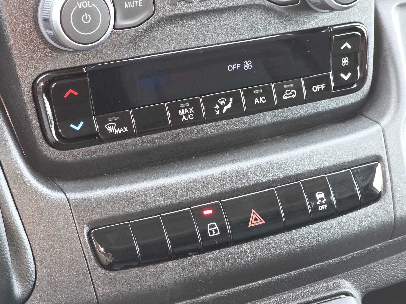 Thumbnail: 2026 RAM ProMaster - 40