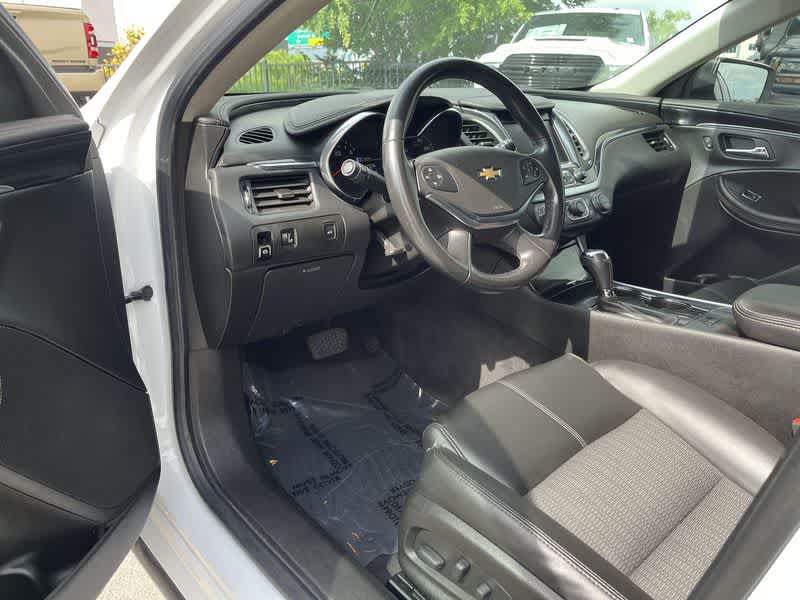 2018 Chevrolet Impala LT 10
