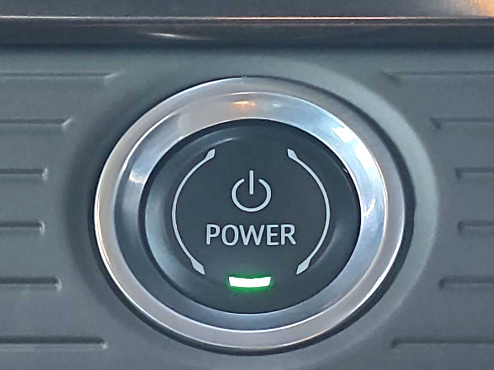 Thumbnail: 2024 GMC Hummer EV - 24