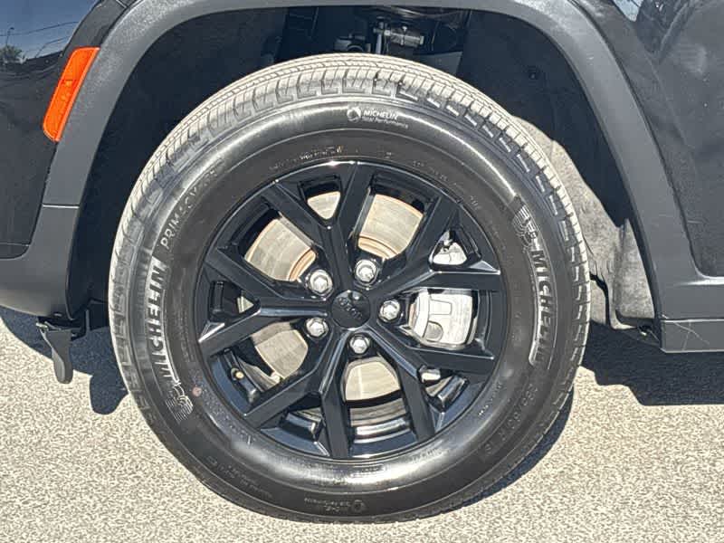Thumbnail: 2024 Jeep Grand Cherokee L - 12
