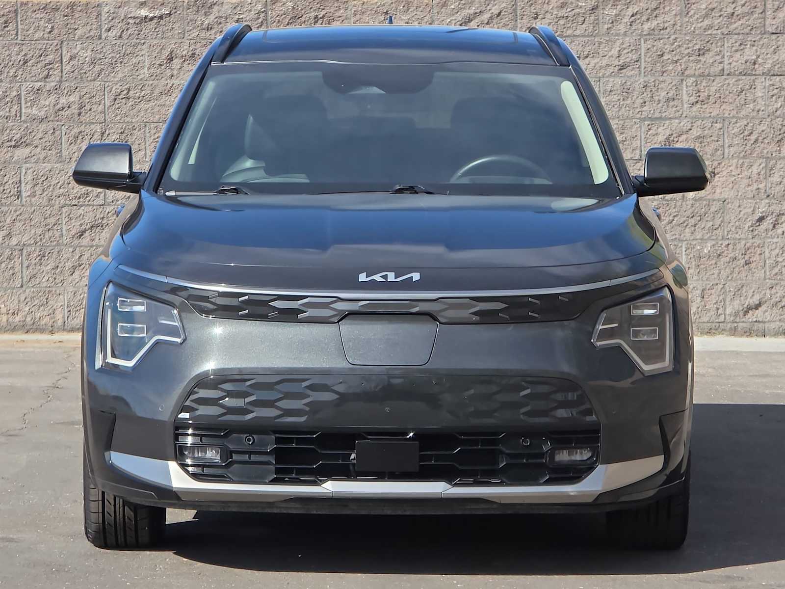 Thumbnail: 2024 Kia Niro - 4