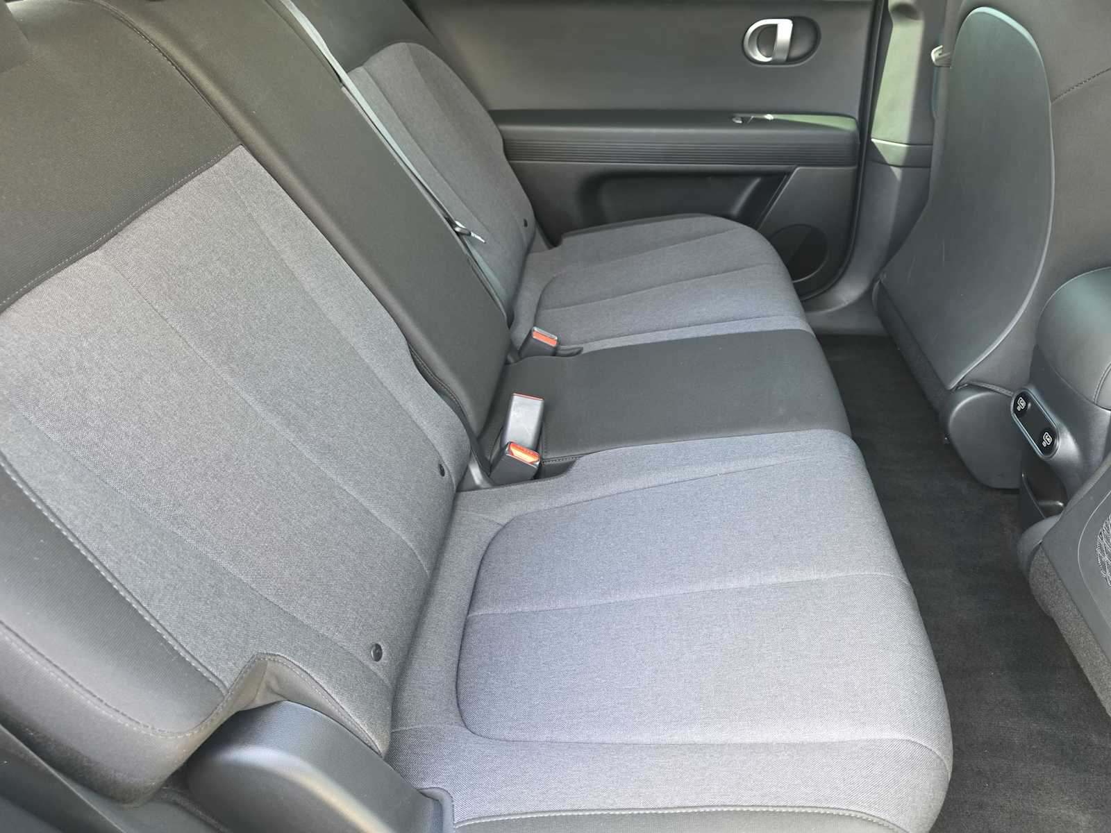 Thumbnail: 2024 Hyundai Ioniq 5 - 17