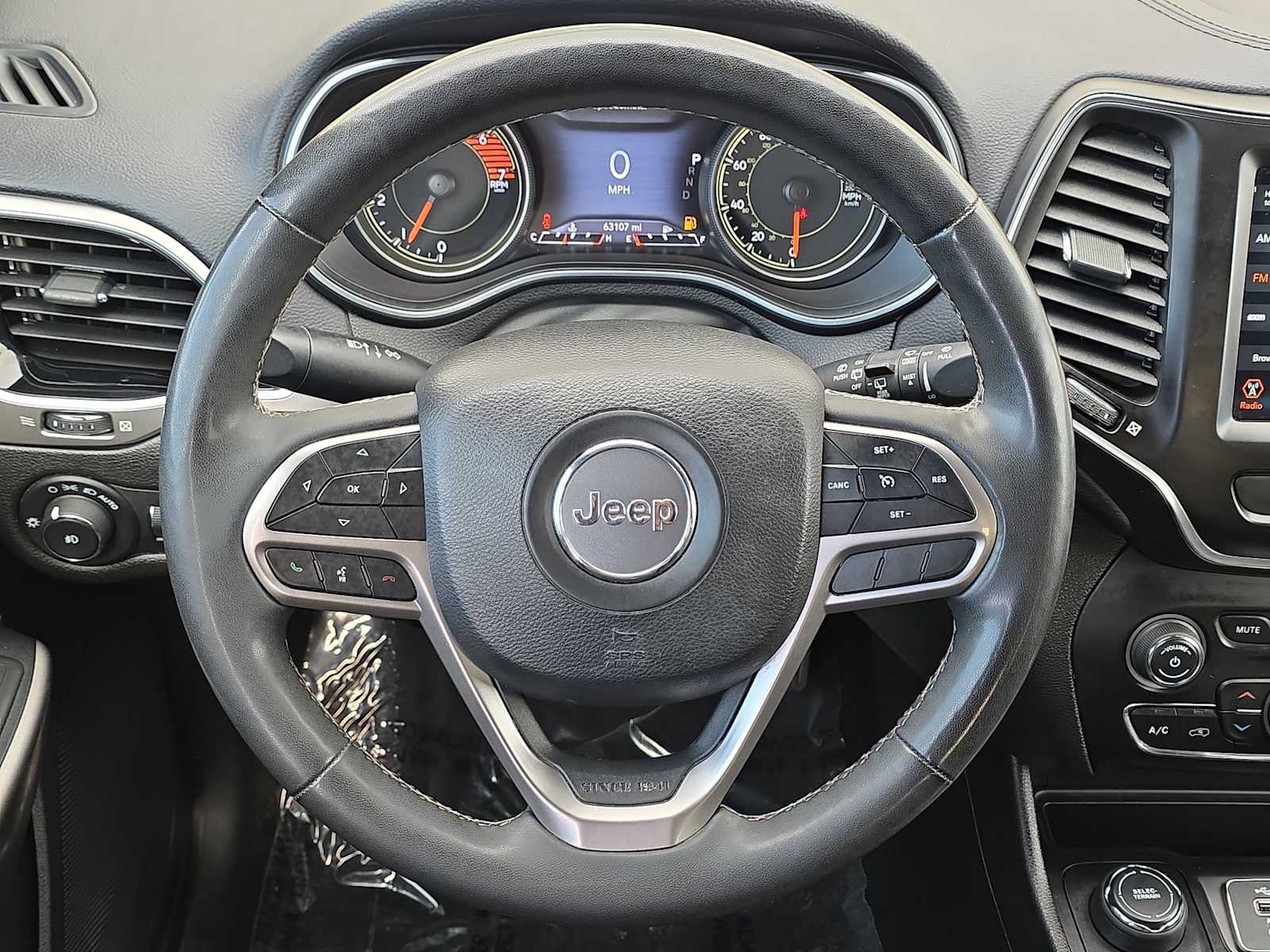 Thumbnail: 2021 Jeep Cherokee - 19