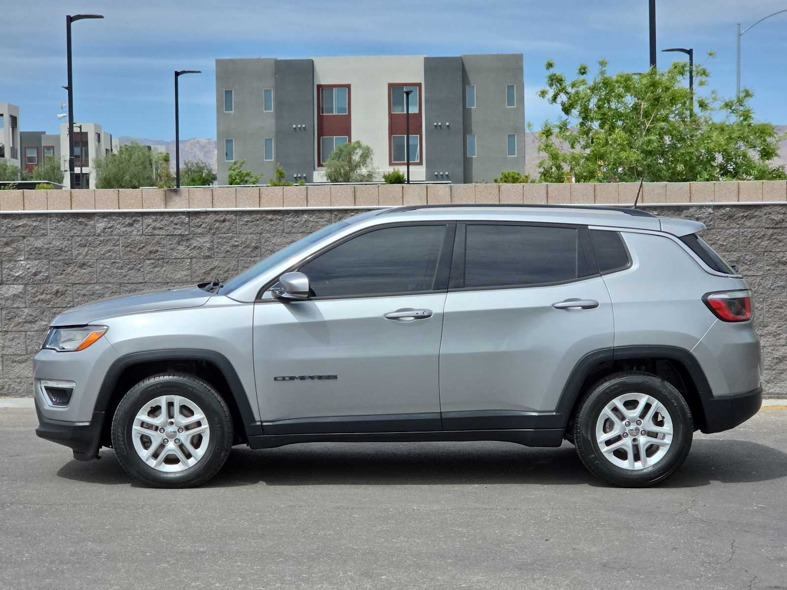 Thumbnail: 2019 Jeep Compass - 4