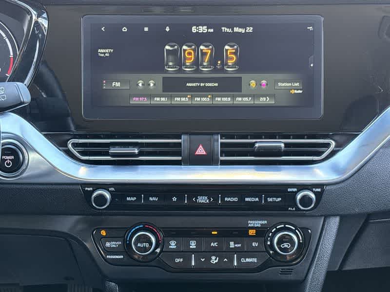 Thumbnail: 2022 Kia Niro - 20