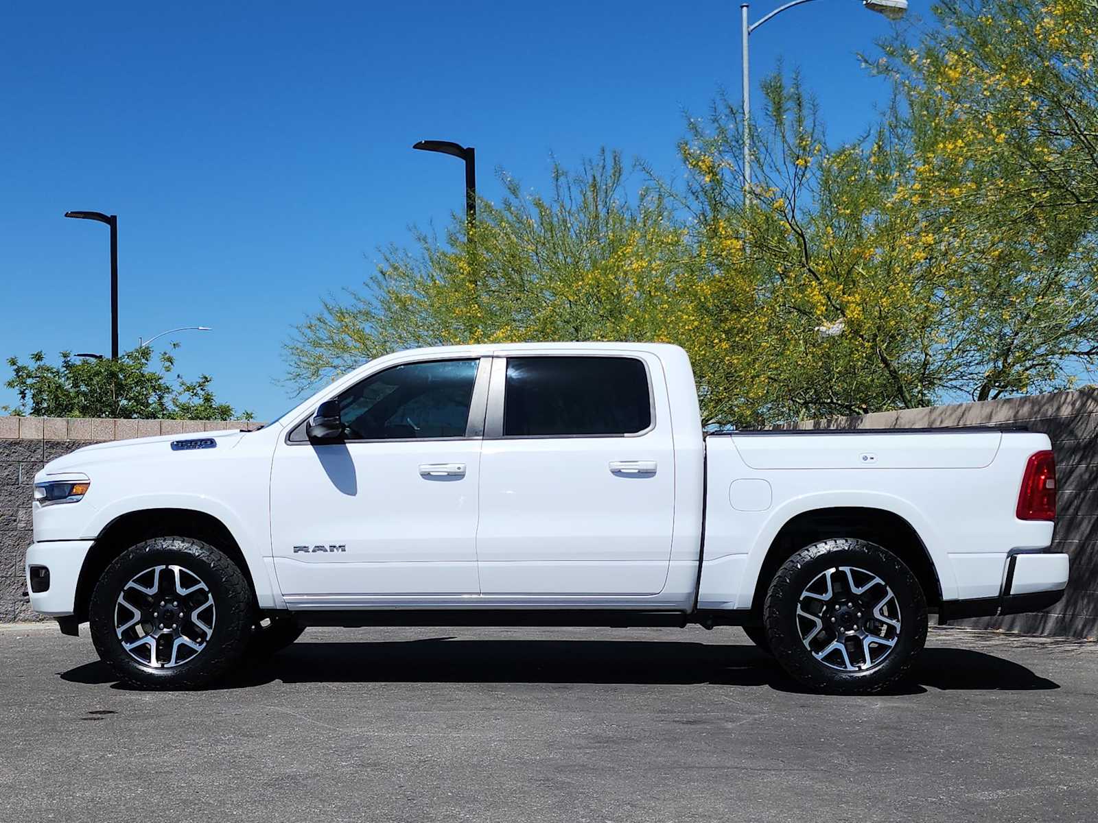 Thumbnail: 2025 RAM 1500 - 6