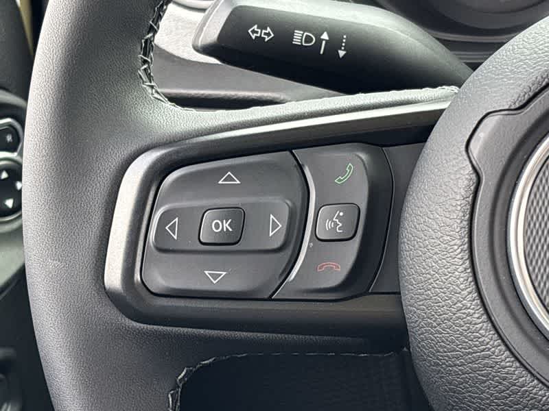 Thumbnail: 2025 Jeep Wrangler - 28