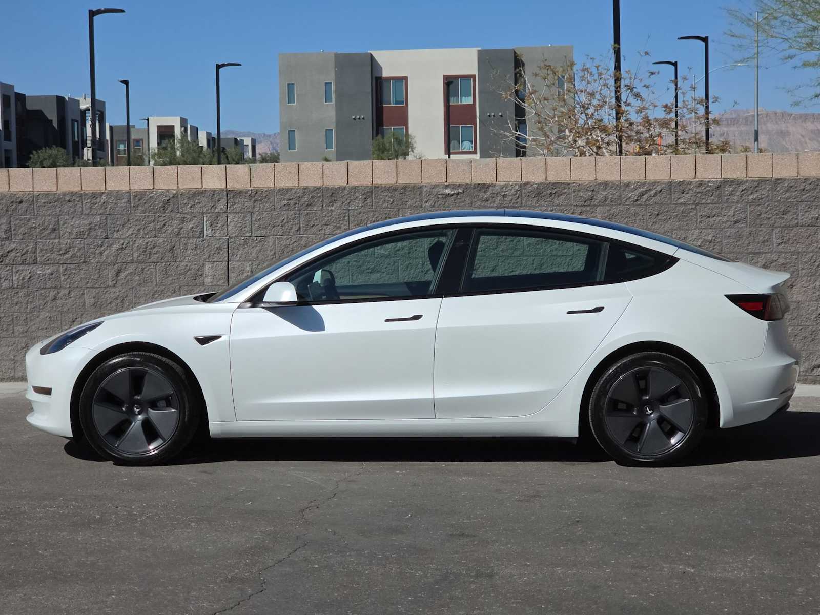 Thumbnail: 2023 Tesla Model 3 - 6