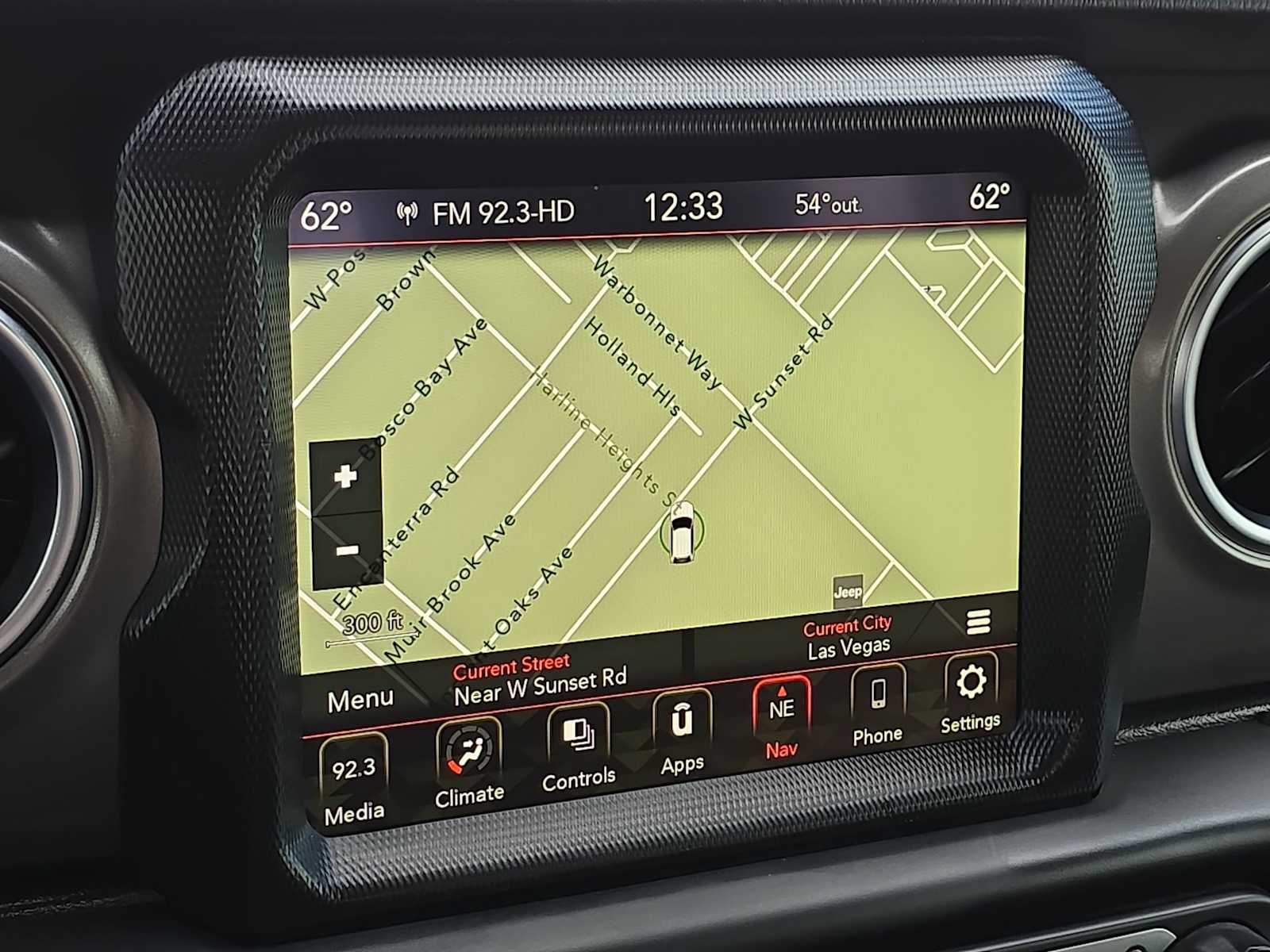 Thumbnail: 2023 Jeep Gladiator - 27