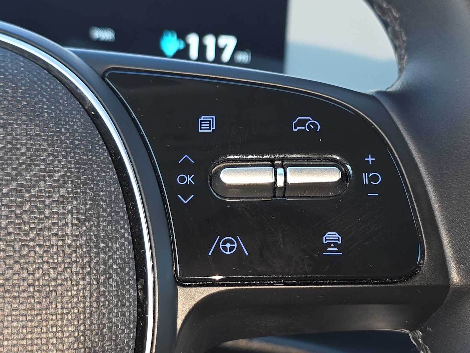 Thumbnail: 2024 Hyundai Ioniq 5 - 29