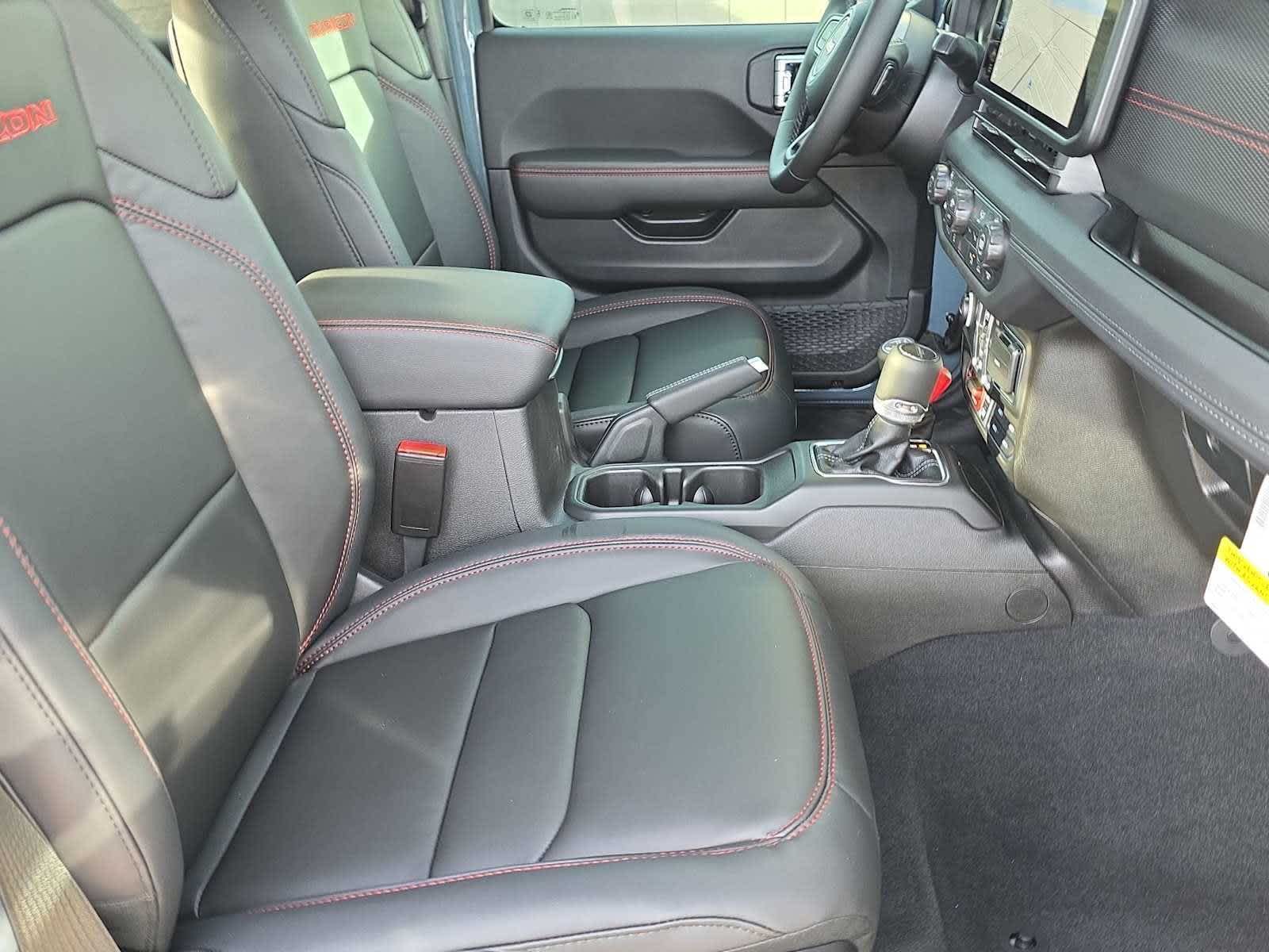 Thumbnail: 2026 Jeep Gladiator - 24