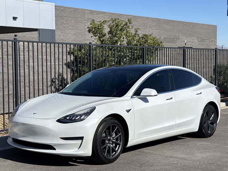 Thumbnail: 2020 Tesla Model 3 - 4