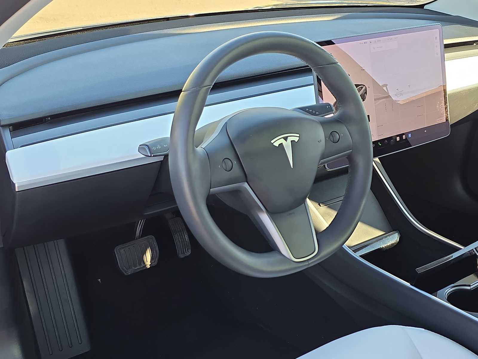 Thumbnail: 2019 Tesla Model 3 - 2