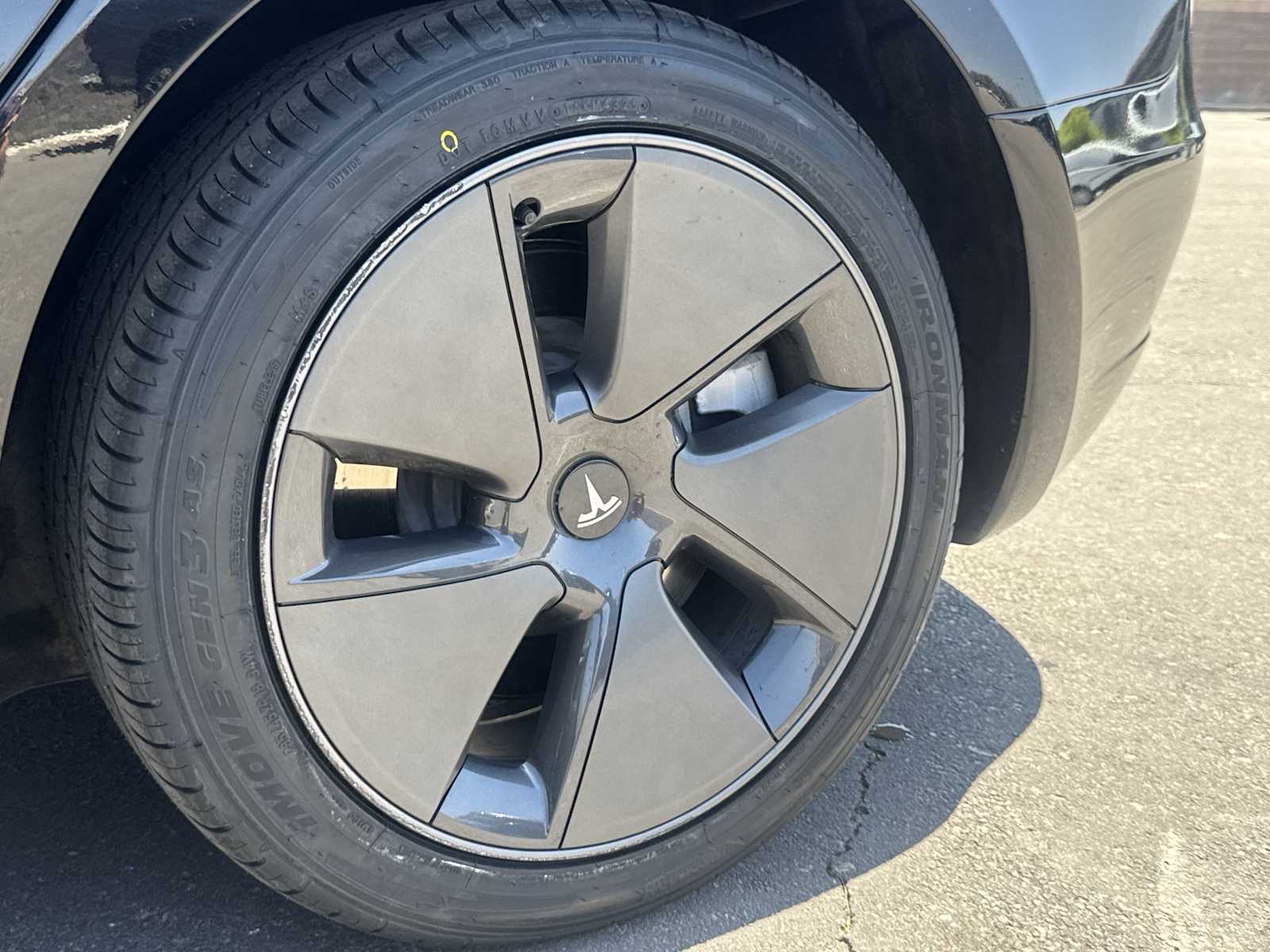 Thumbnail: 2023 Tesla Model 3 - 12